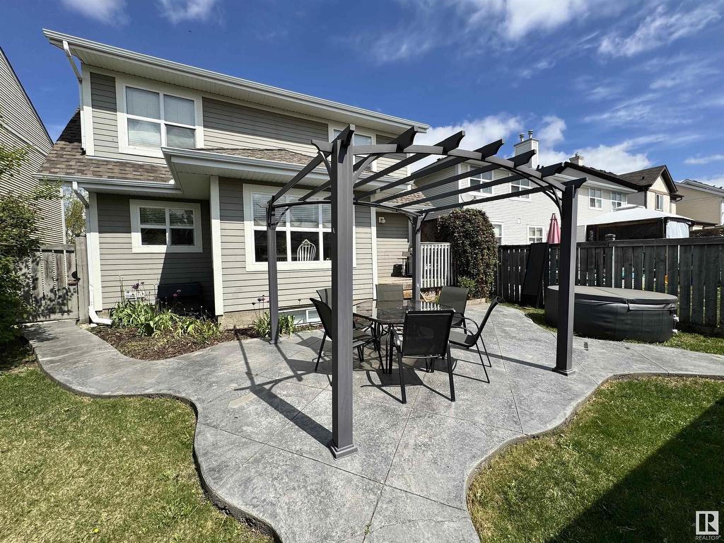 












9923 145 Avenue

,
Edmonton,




AB
T5E 6M2

