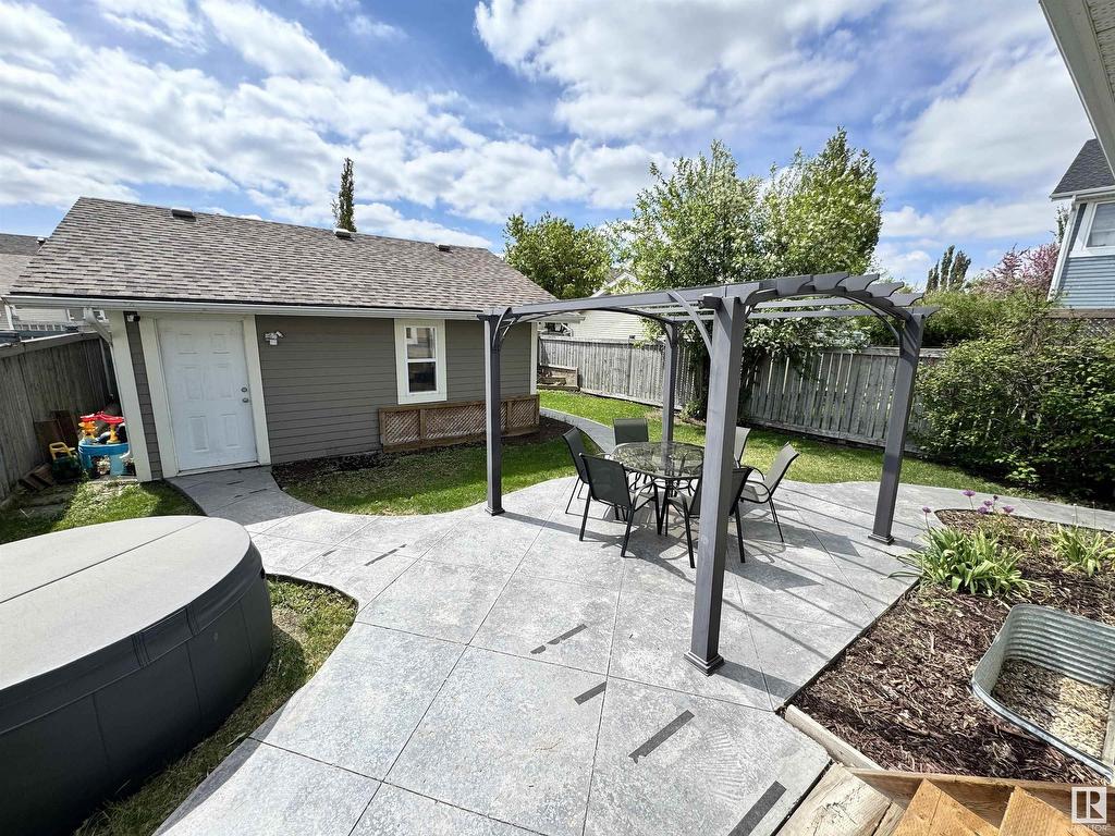 












9923 145 Avenue

,
Edmonton,




AB
T5E 6M2

