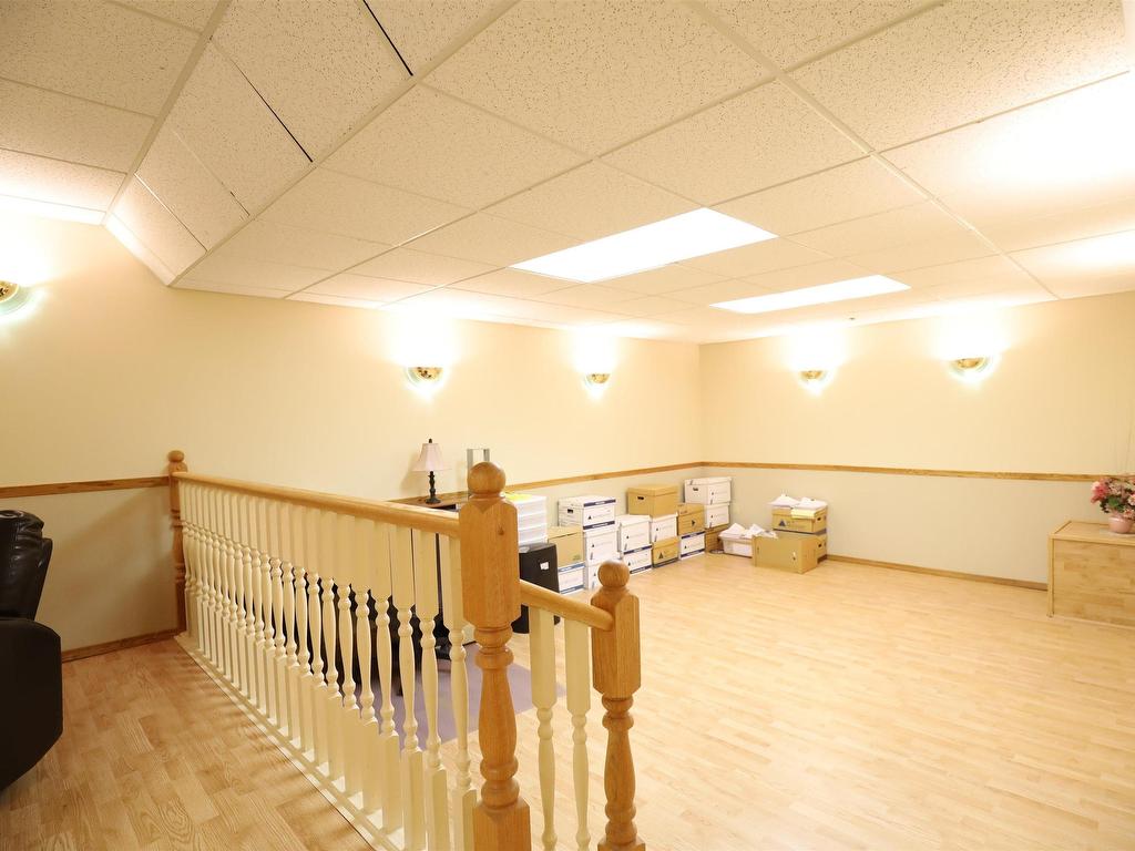 












8714 152B Avenue

,
Edmonton,




AB
T5E 6H2

