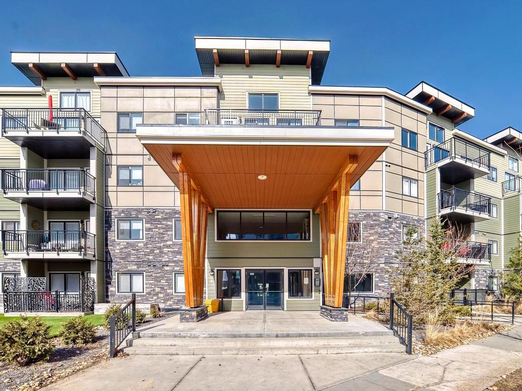 












423 560 GRIESBACH PARADE Parade

,
Edmonton,




AB
T5E 6X1

