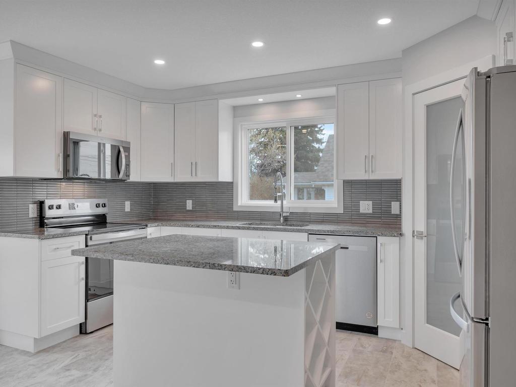 












5006 & 5008 48 Avenue

,
Leduc,




AB
T9E 7H7

