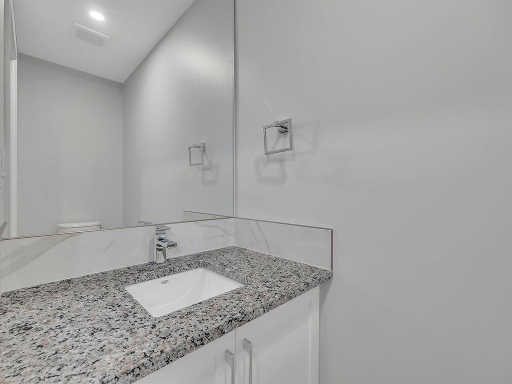 












5006 & 5008 48 Avenue

,
Leduc,




AB
T9E 7H7

