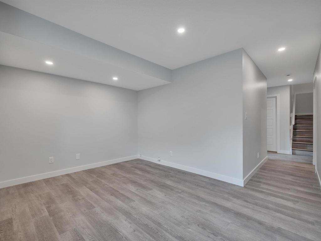 












5006 & 5008 48 Avenue

,
Leduc,




AB
T9E 7H7

