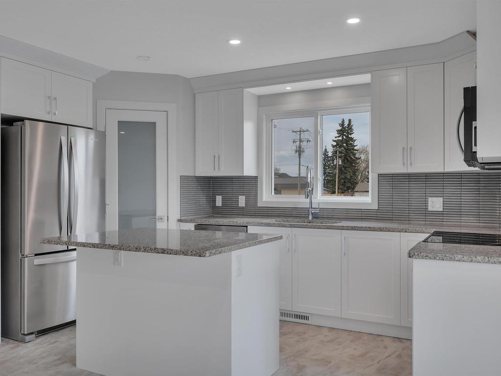 












5006 & 5008 48 Avenue

,
Leduc,




AB
T9E 7H7

