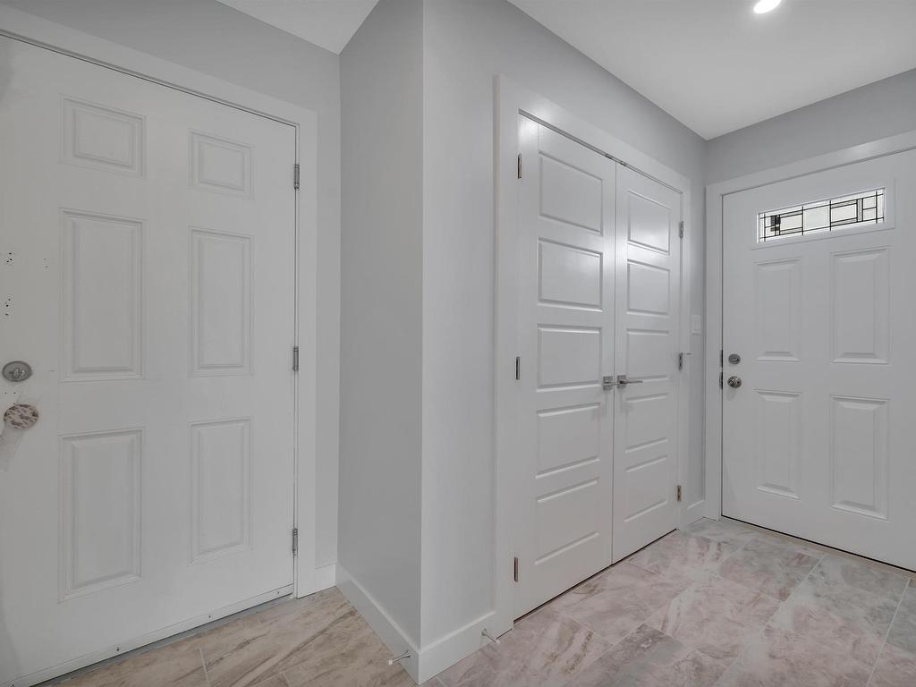 












5006 & 5008 48 Avenue

,
Leduc,




AB
T9E 7H7

