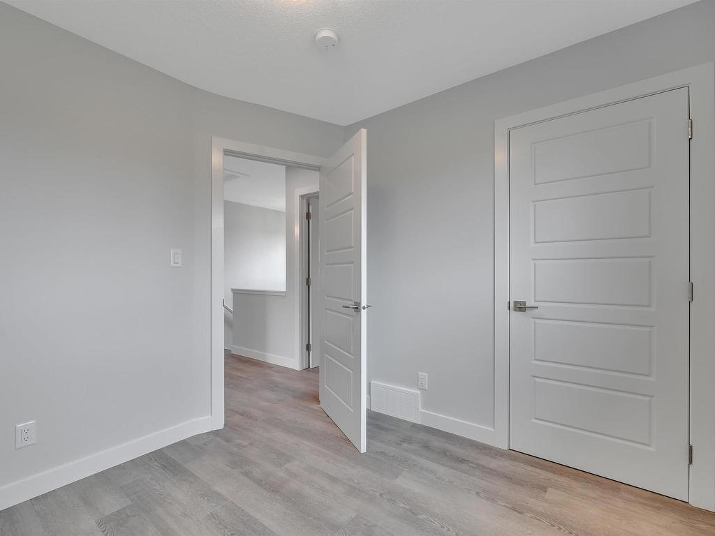












5006 & 5008 48 Avenue

,
Leduc,




AB
T9E 7H7

