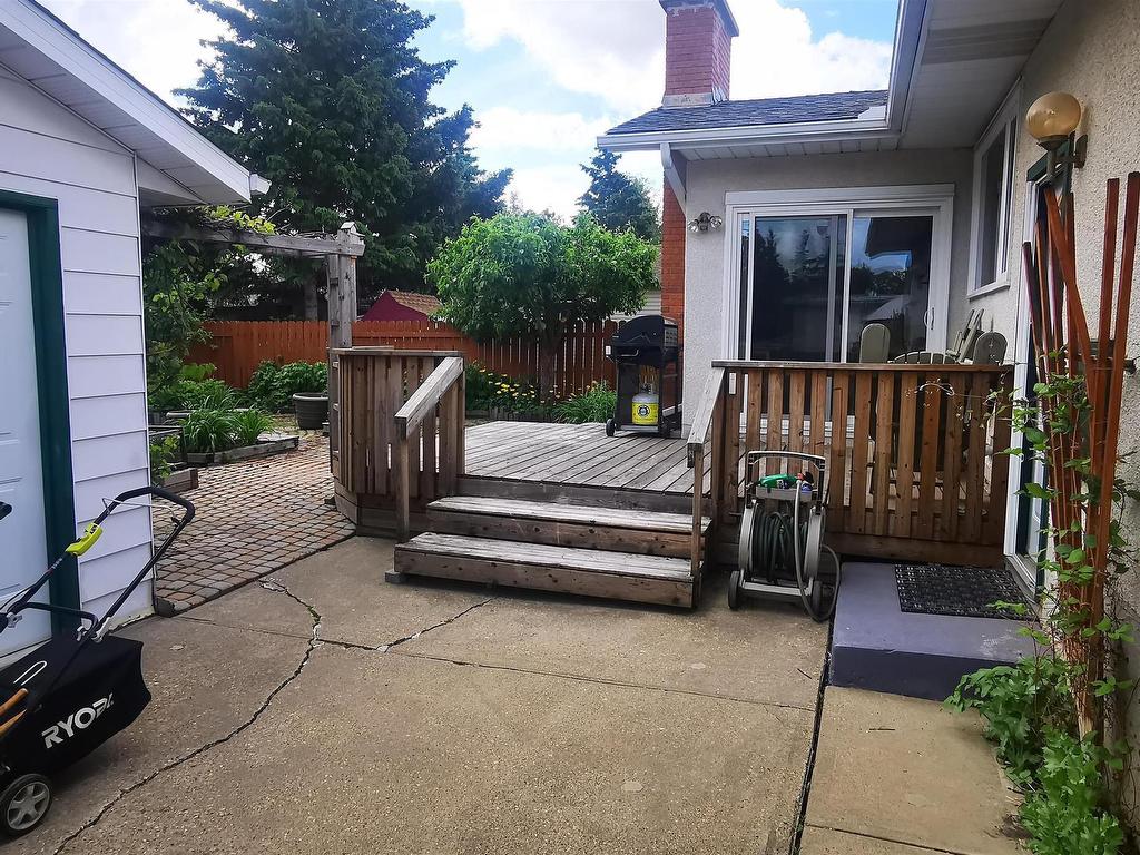 












7715 173 Street

,
Edmonton,




AB
T5T 0E5

