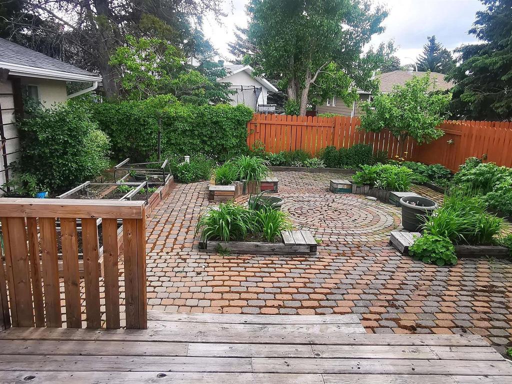 












7715 173 Street

,
Edmonton,




AB
T5T 0E5


