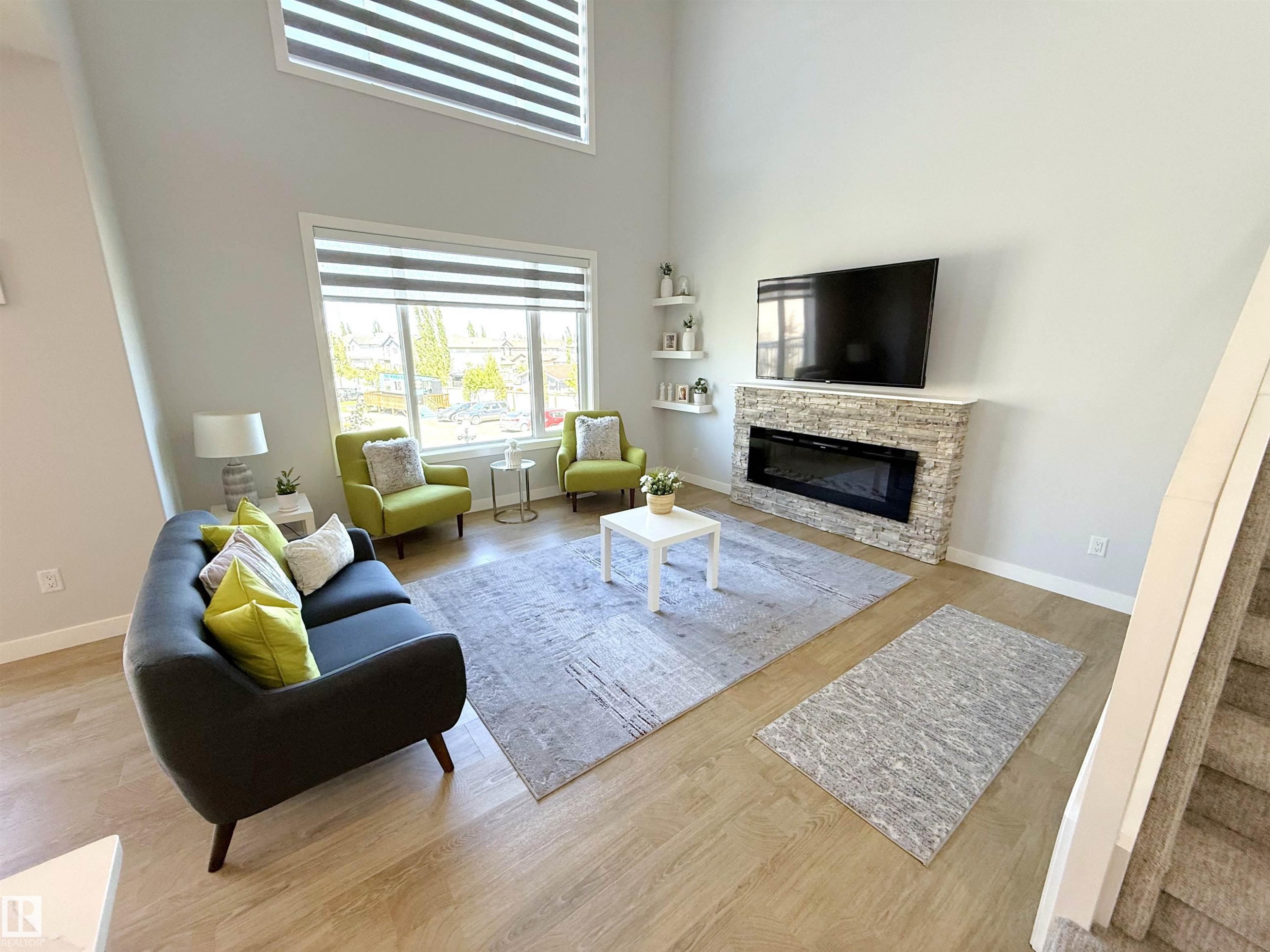












82 MEADOWLAND Way

,
Spruce Grove,




AB
T7X 0S4

