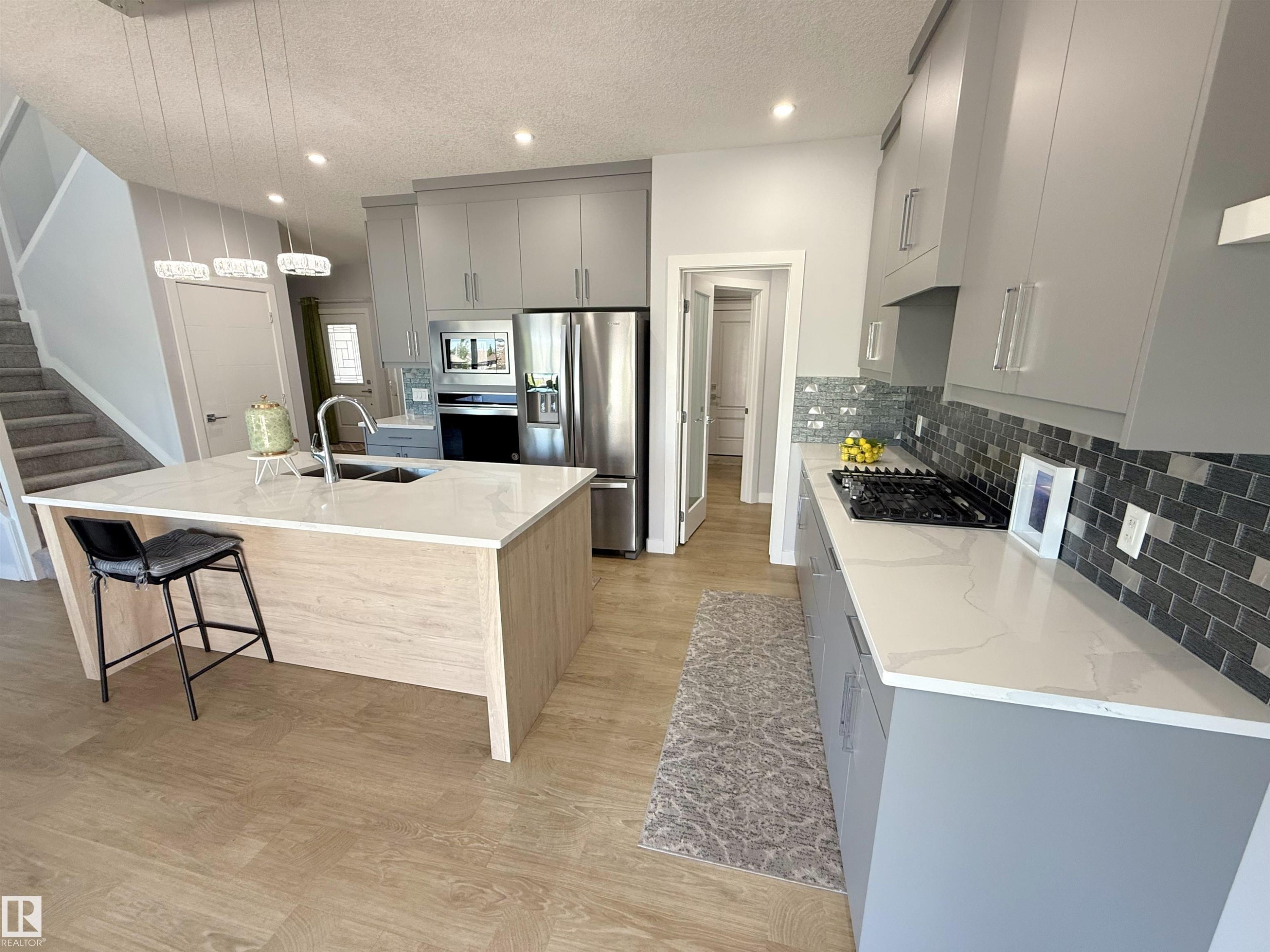 












82 MEADOWLAND Way

,
Spruce Grove,




AB
T7X 0S4

