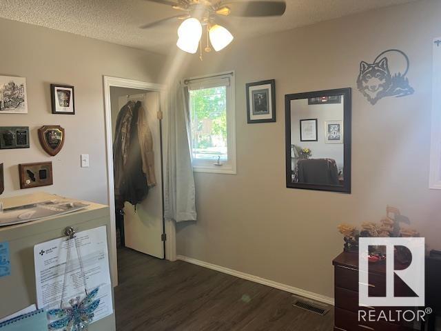 












4614 51 Street Street

,
Thorsby,




AB
T0C 2P0

