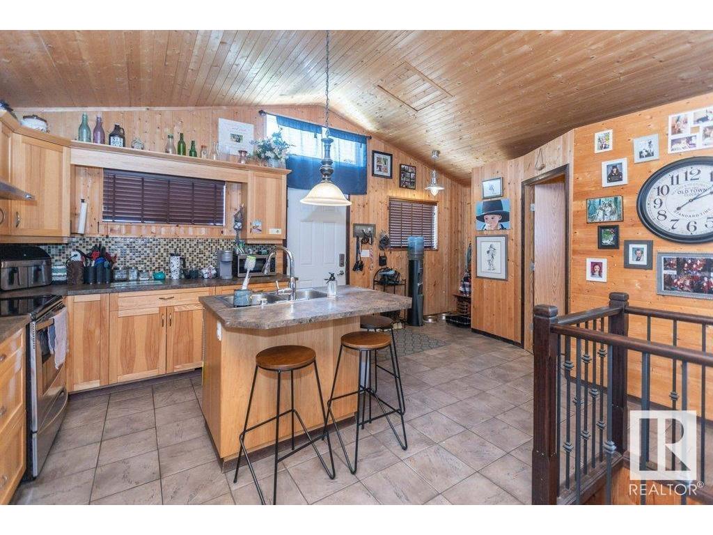 












58229 Rg Rd 272

,
Rural Westlock County,




AB
T0G 0H0

