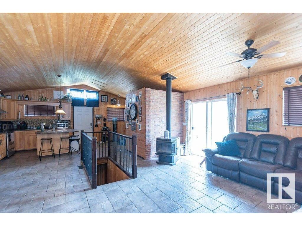 












58229 Rg Rd 272

,
Rural Westlock County,




AB
T0G 0H0

