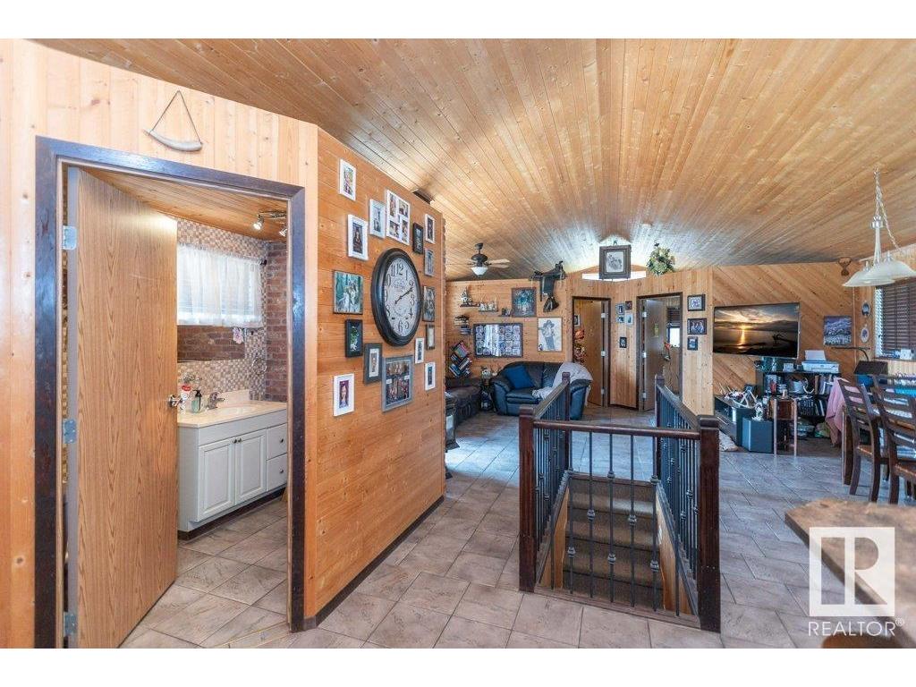 












58229 Rg Rd 272

,
Rural Westlock County,




AB
T0G 0H0

