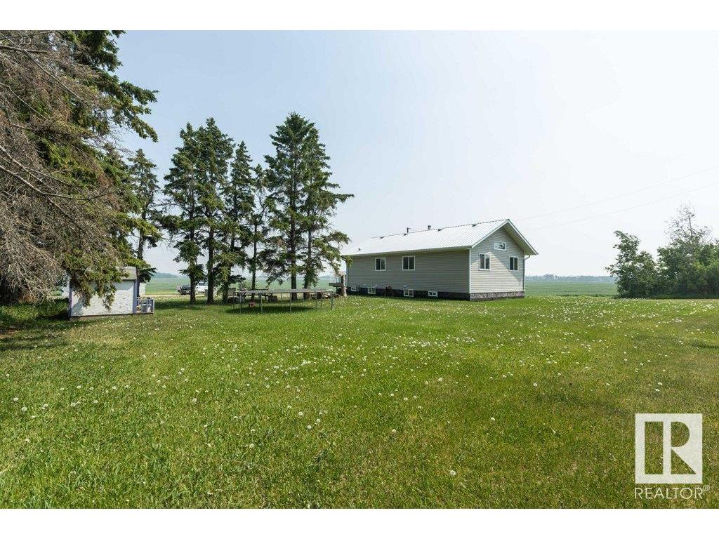 












58229 Rg Rd 272

,
Rural Westlock County,




AB
T0G 0H0

