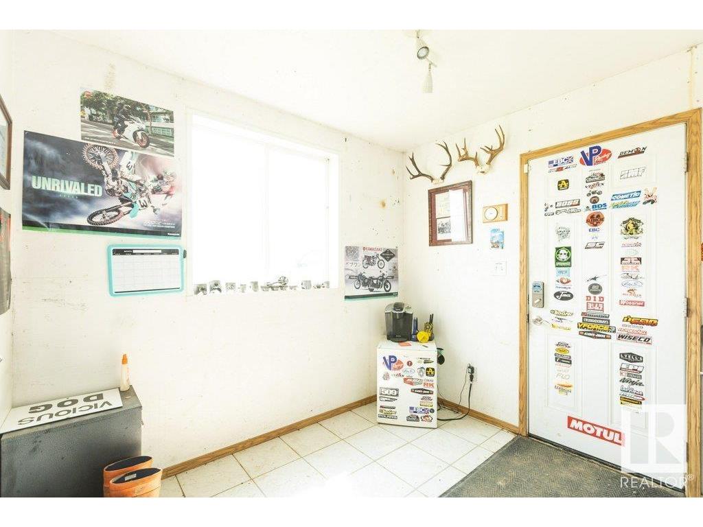 












58229 Rg Rd 272

,
Rural Westlock County,




AB
T0G 0H0

