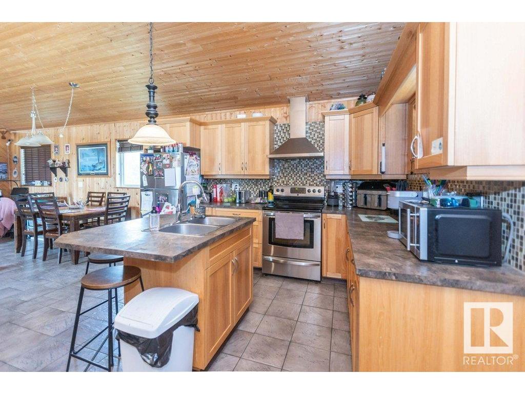 












58229 Rg Rd 272

,
Rural Westlock County,




AB
T0G 0H0

