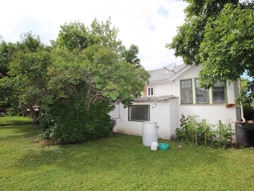 












9931 104 Street

,
Westlock,




AB
T7P 1T3


