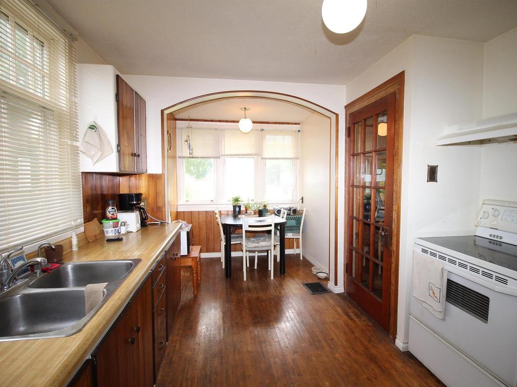 












9931 104 Street

,
Westlock,




AB
T7P 1T3

