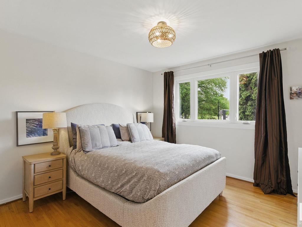 












14004 106A Avenue

,
Edmonton,




AB
T5N 1E1

