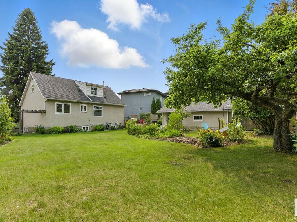 












14004 106A Avenue

,
Edmonton,




AB
T5N 1E1

