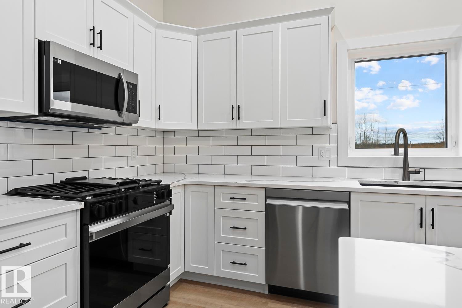 












502 Lakewood Close

,
Cold Lake,




AB
T9M 0K7

