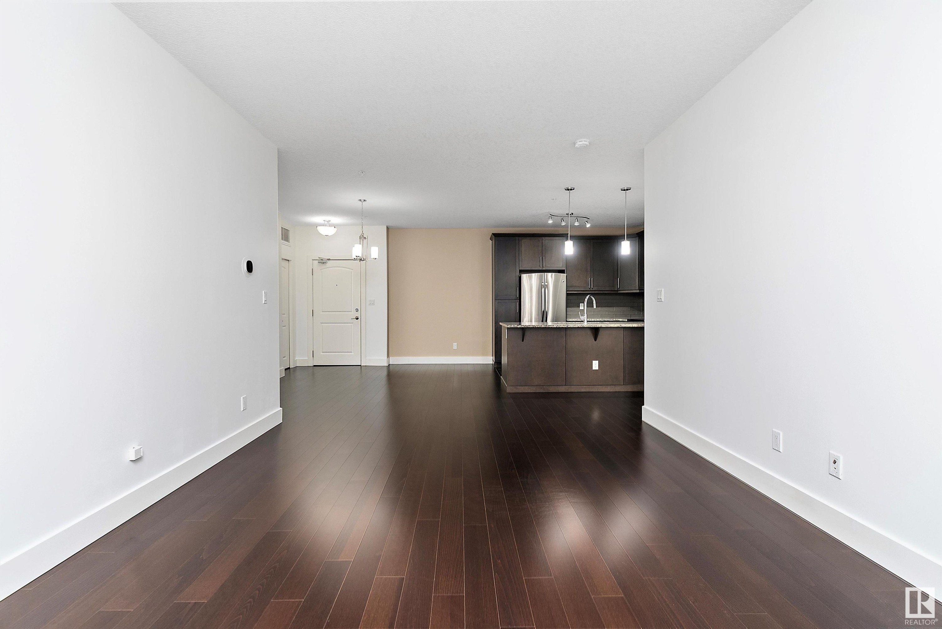












331 6079 MAYNARD Way

,
Edmonton,




AB
T6R 0S5


