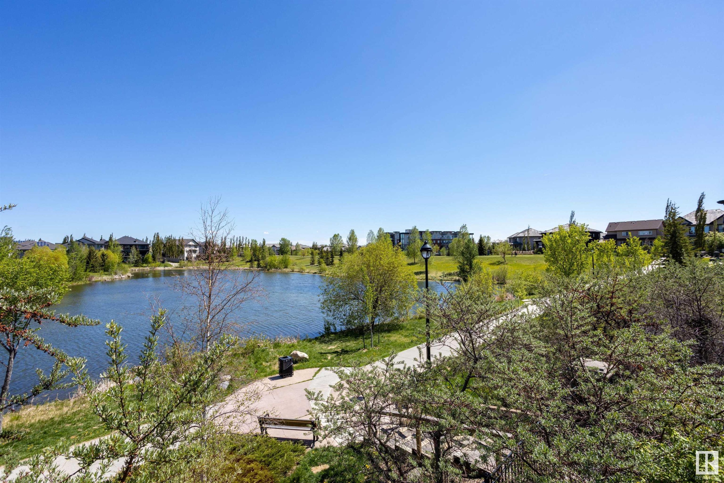 












331 6079 MAYNARD Way

,
Edmonton,




AB
T6R 0S5

