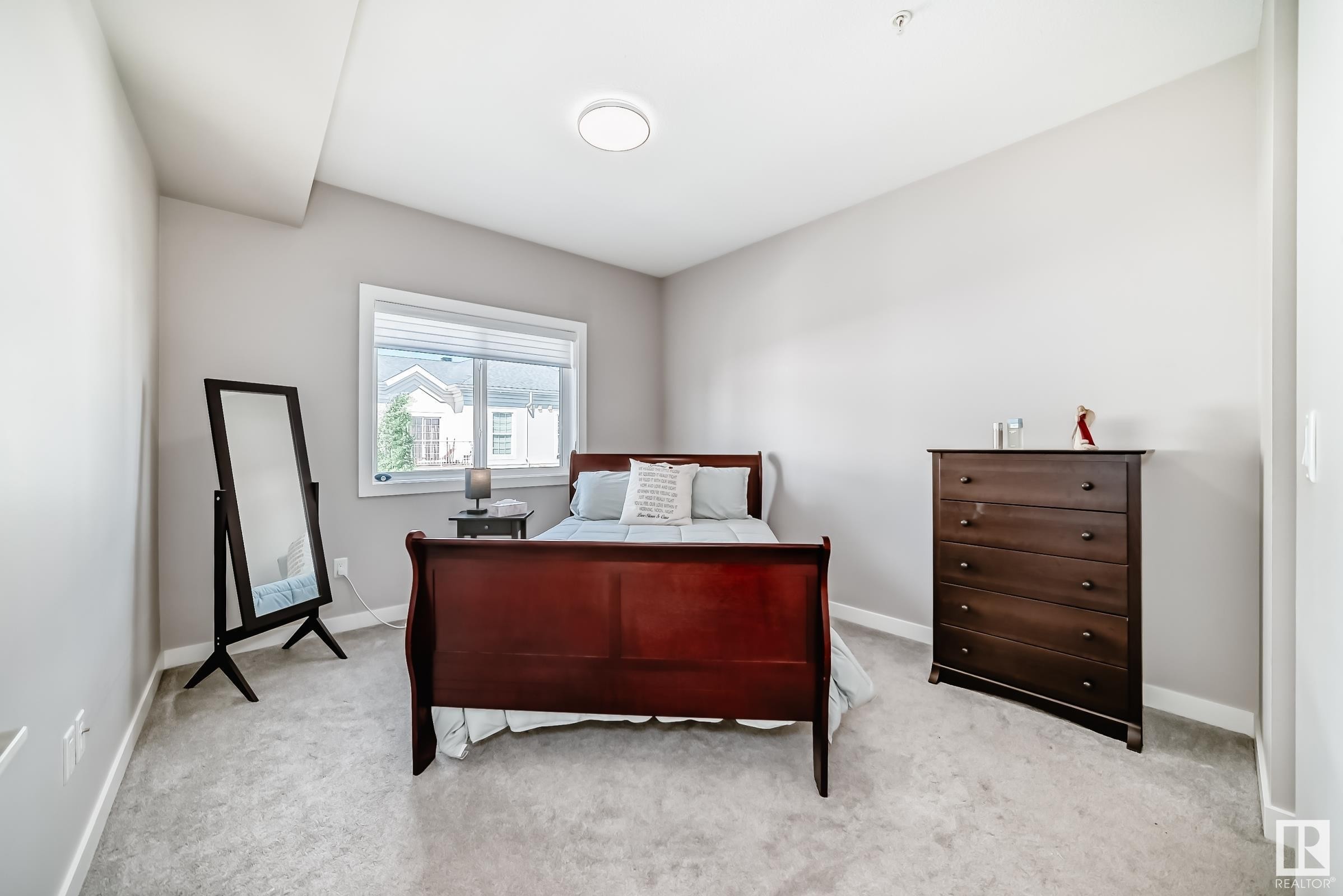 












414 560 GRIESBACH PARADE Parade

,
Edmonton,




AB
T5E 6X1

