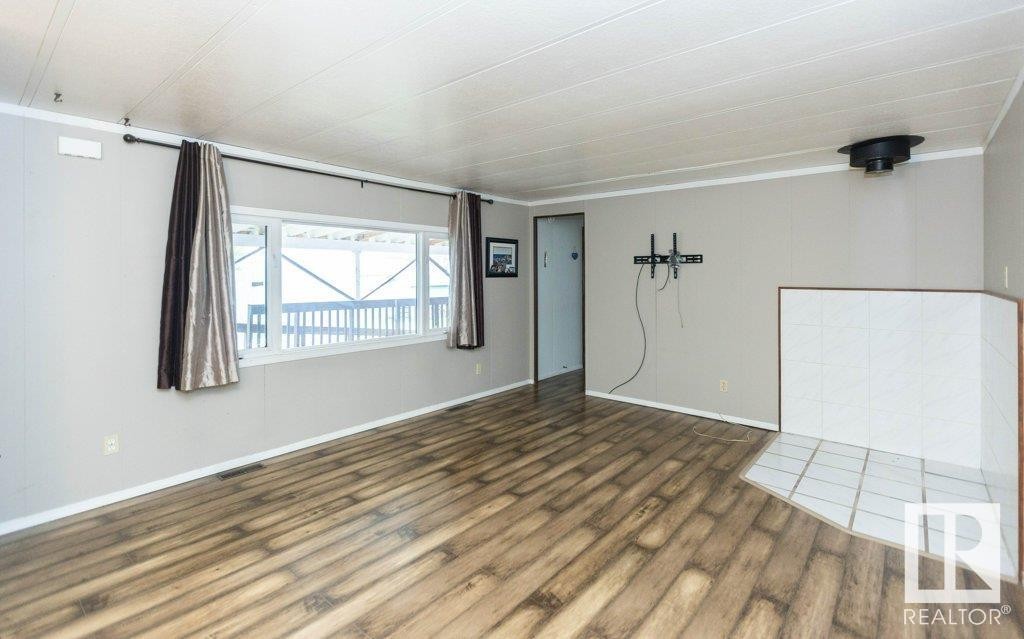 












4907 51 Avenue

,
Pickardville,




AB
T0H 1W0

