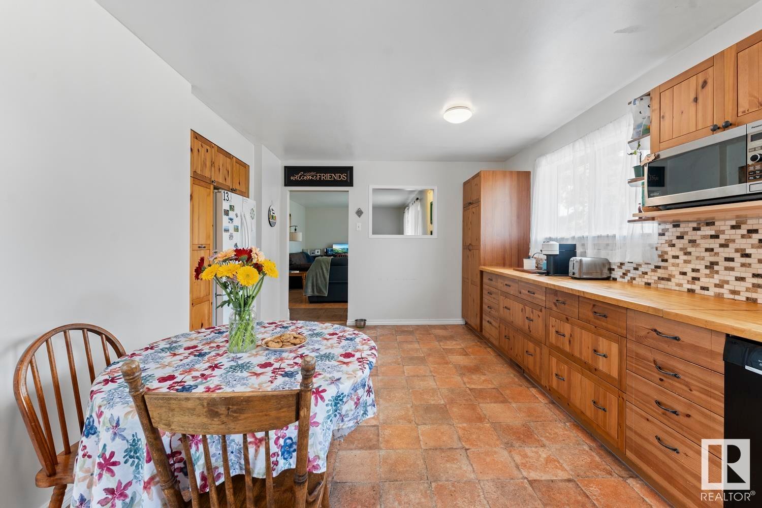 












603 12 Avenue

,
Cold Lake,




AB
T9M 1H5

