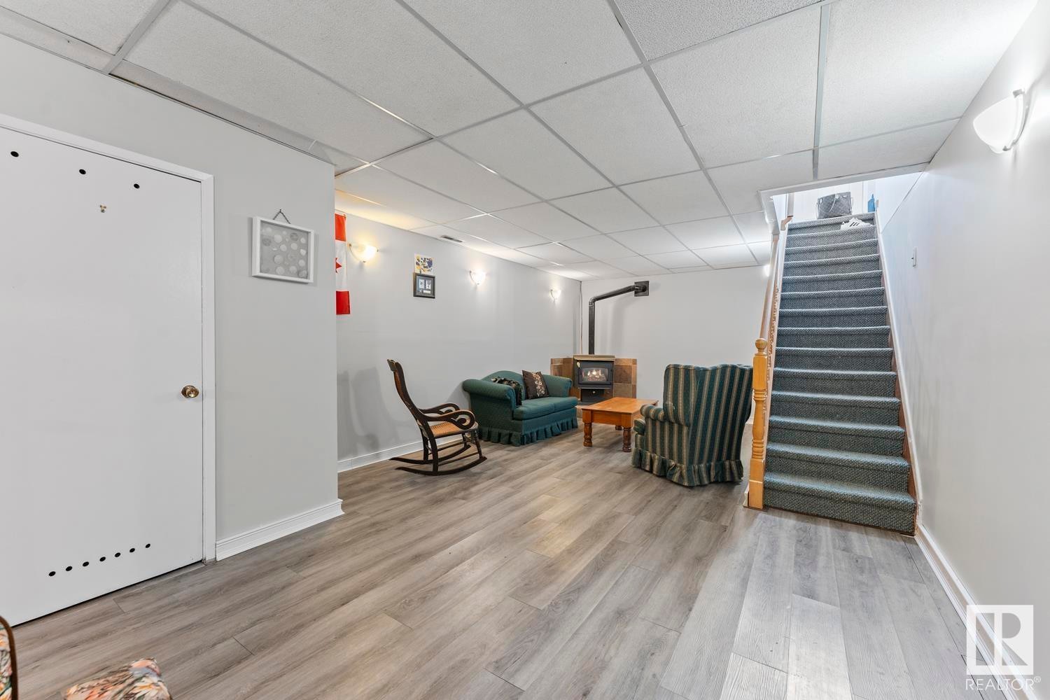 












603 12 Avenue

,
Cold Lake,




AB
T9M 1H5

