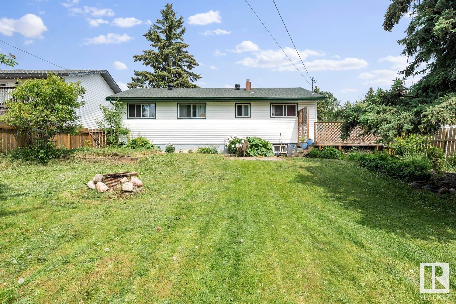 












603 12 Avenue

,
Cold Lake,




AB
T9M 1H5

