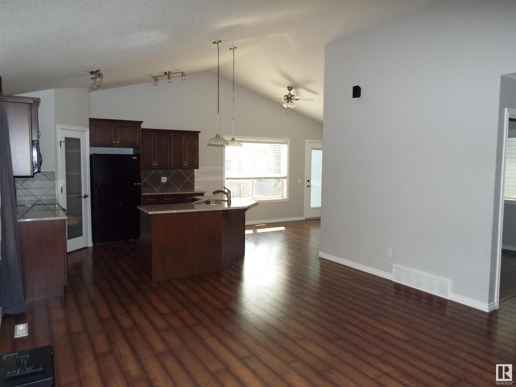 












145 SELKIRK Place

,
Leduc,




AB
T9E 0L6

