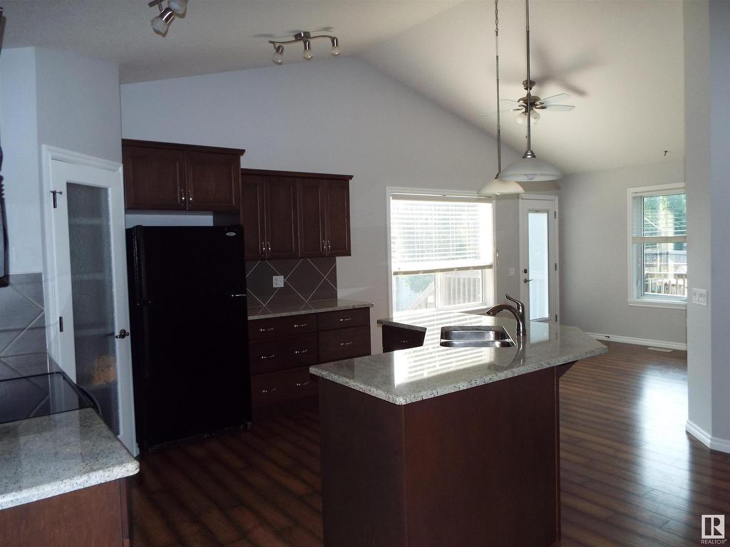 












145 SELKIRK Place

,
Leduc,




AB
T9E 0L6

