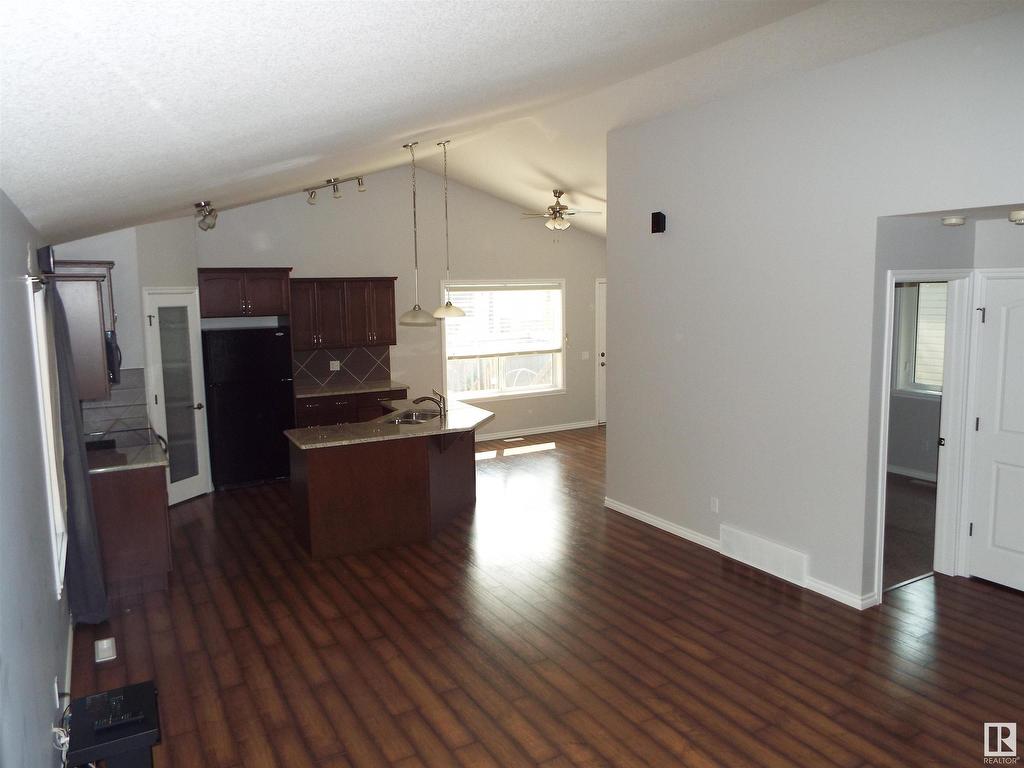 












145 SELKIRK Place

,
Leduc,




AB
T9E 0L6

