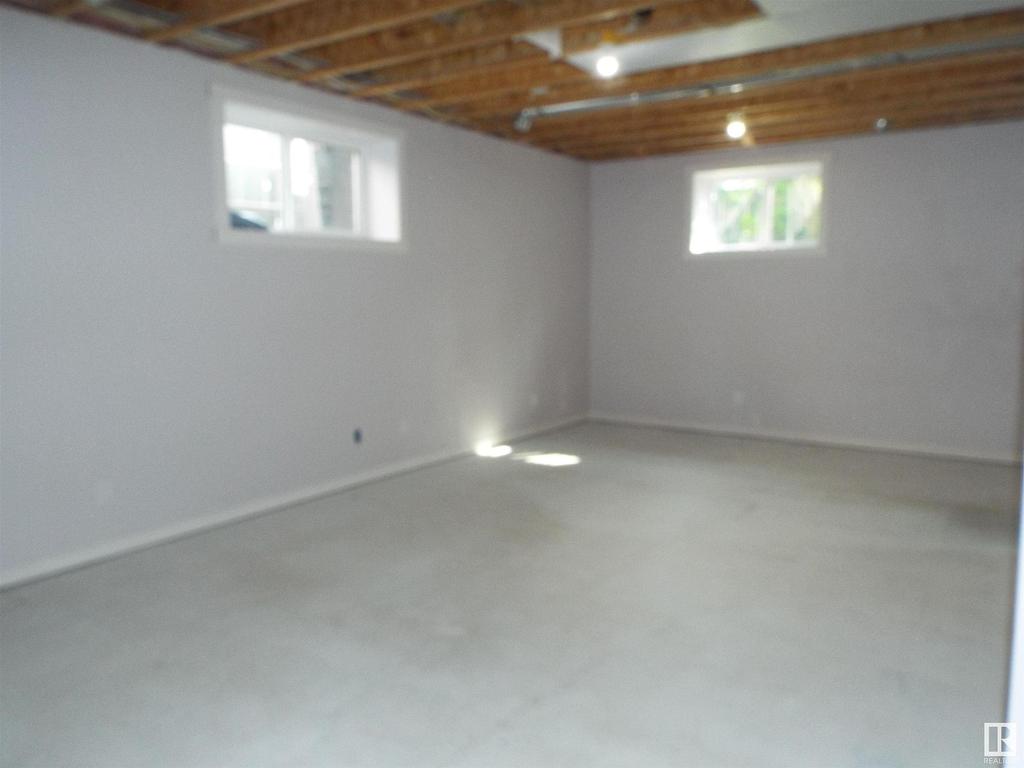 












145 SELKIRK Place

,
Leduc,




AB
T9E 0L6

