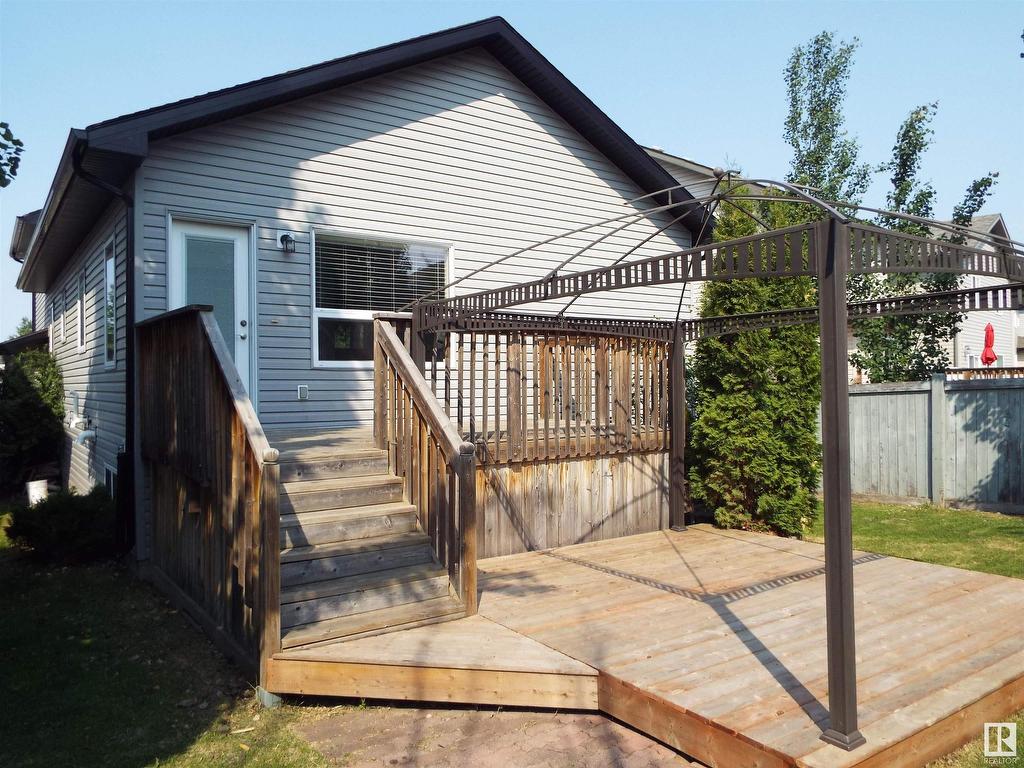 












145 SELKIRK Place

,
Leduc,




AB
T9E 0L6

