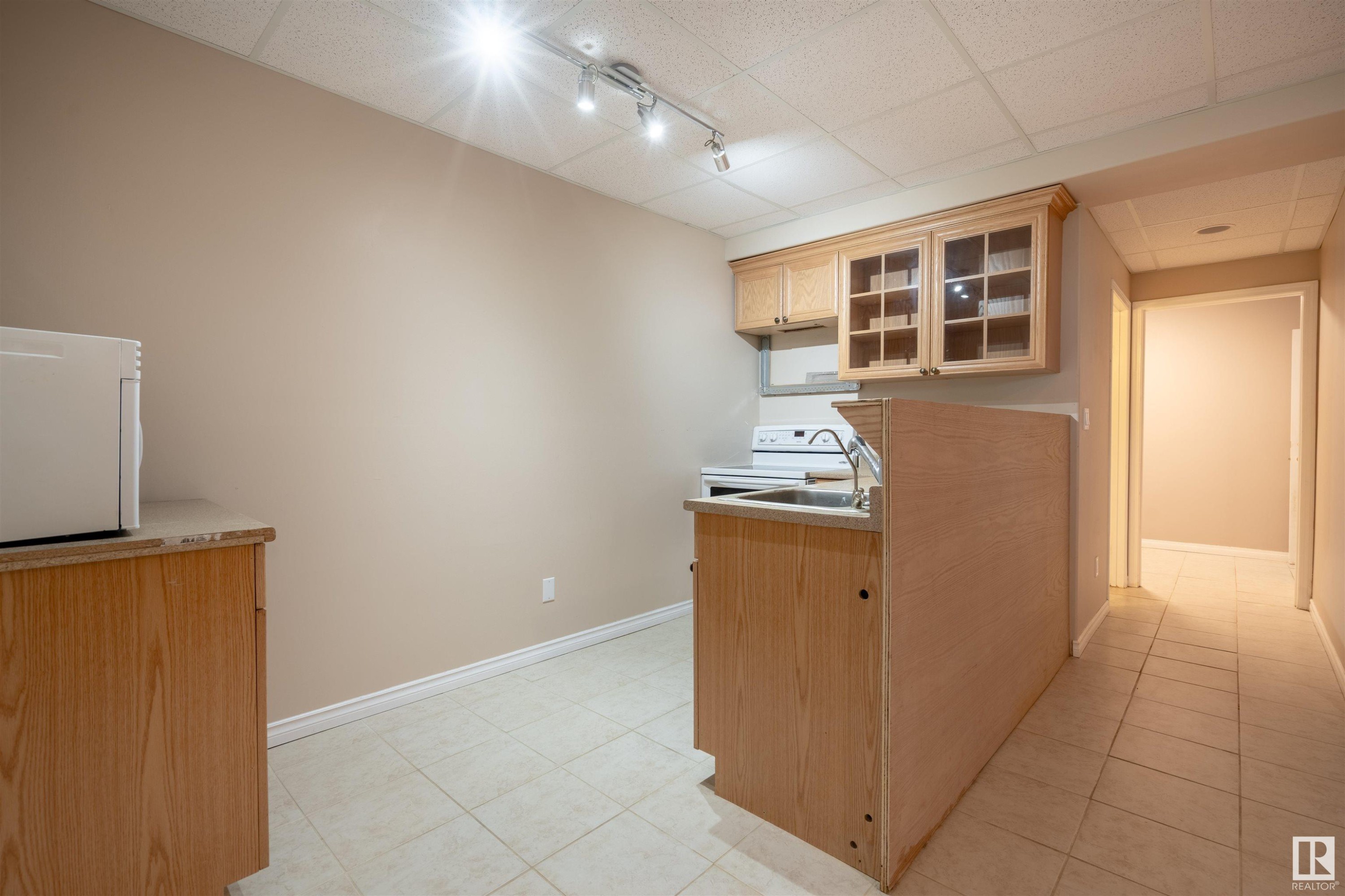 












#1 42310 Twp 632

,
Rural Bonnyville M.D.,




AB
T9M 1P2

