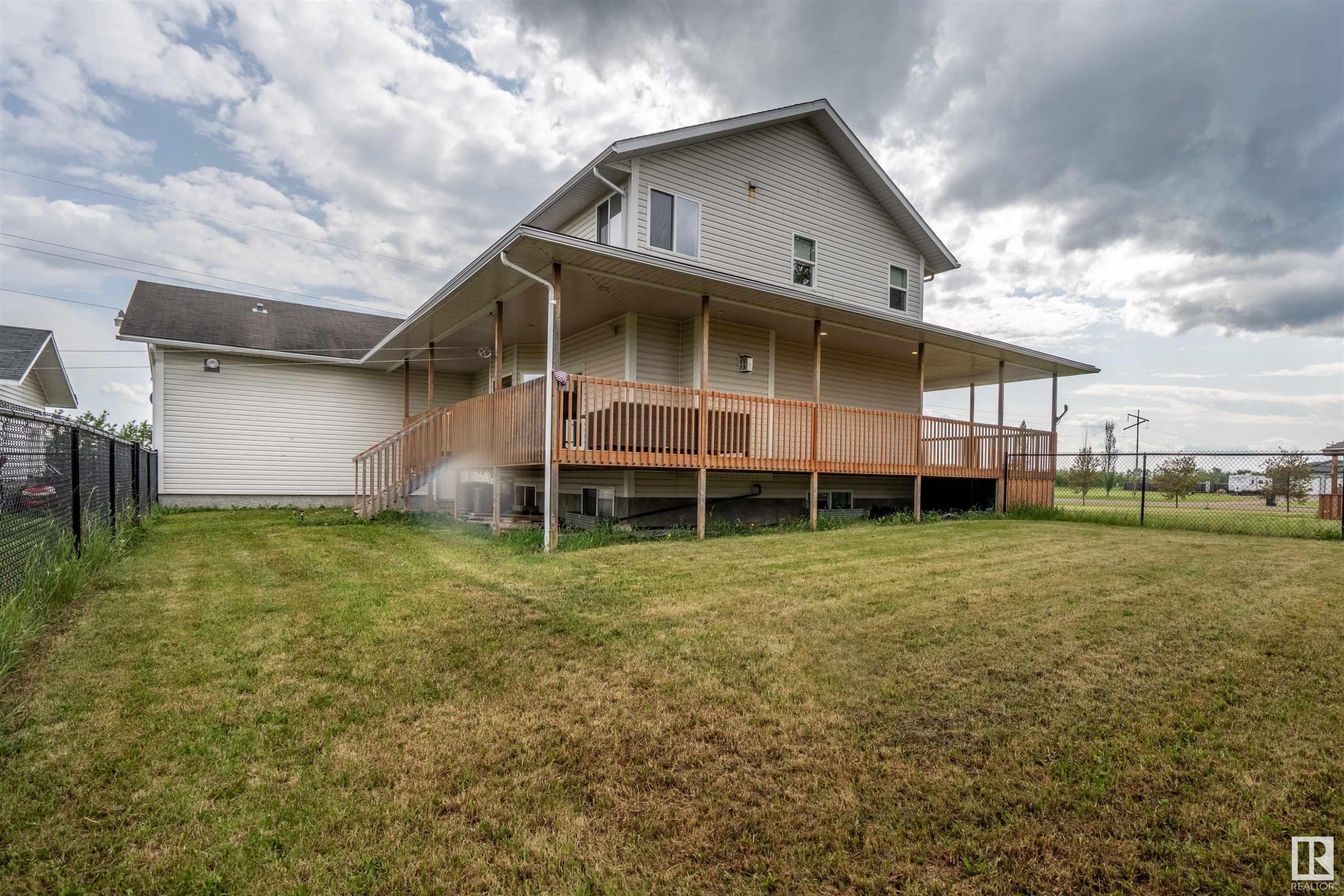 












#1 42310 Twp 632

,
Rural Bonnyville M.D.,




AB
T9M 1P2

