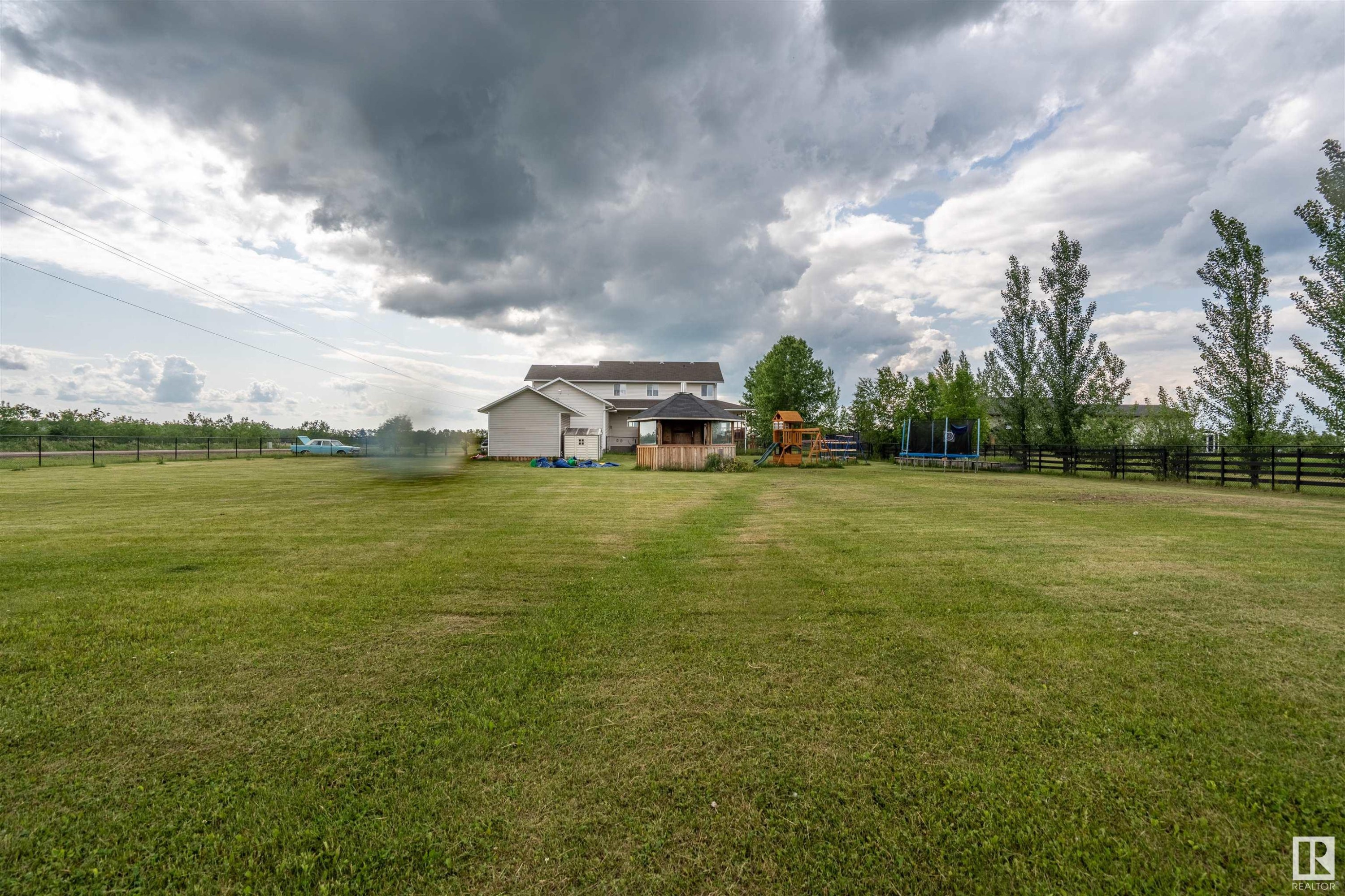 












#1 42310 Twp 632

,
Rural Bonnyville M.D.,




AB
T9M 1P2

