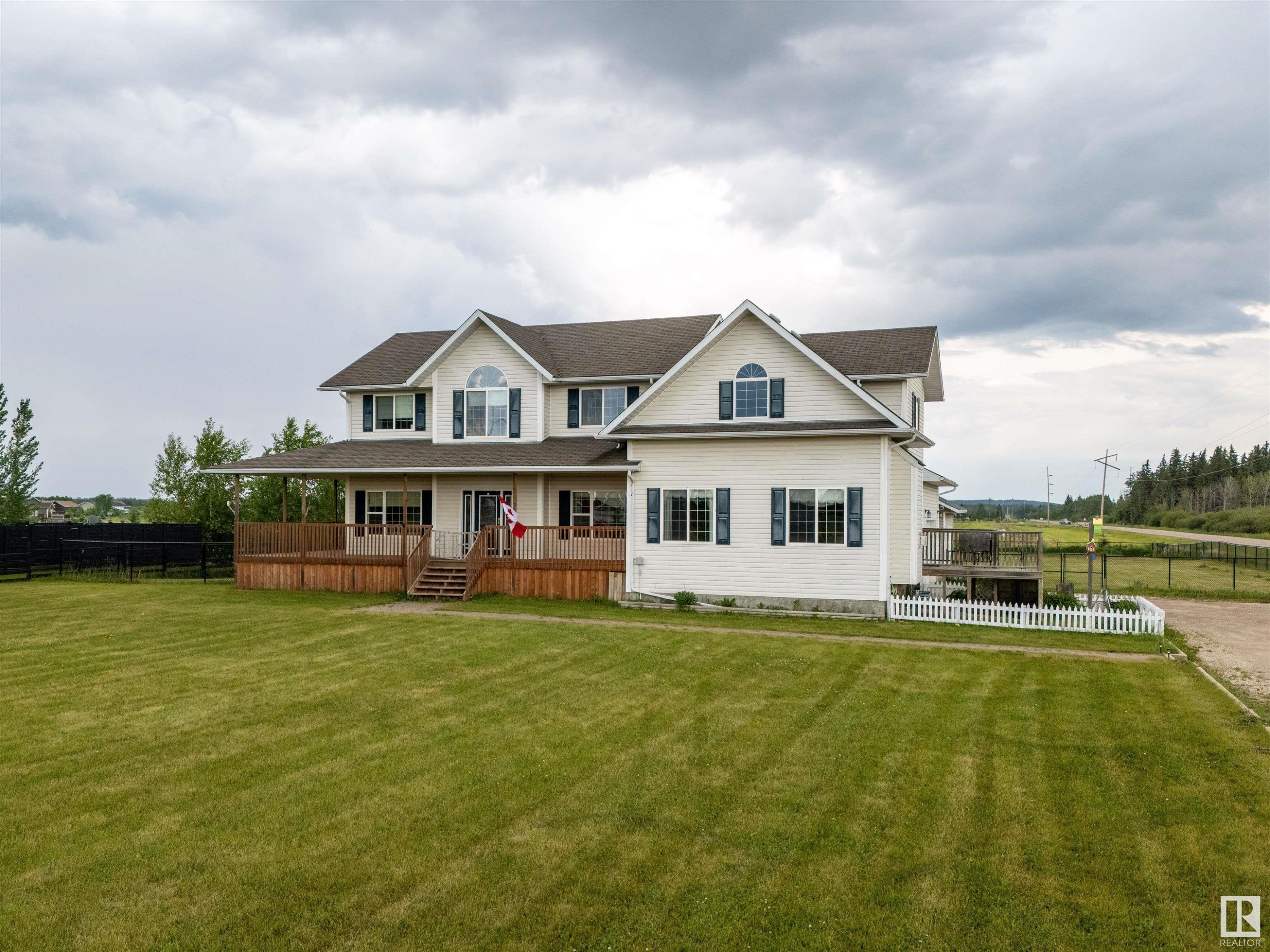 












#1 42310 Twp 632

,
Rural Bonnyville M.D.,




AB
T9M 1P2

