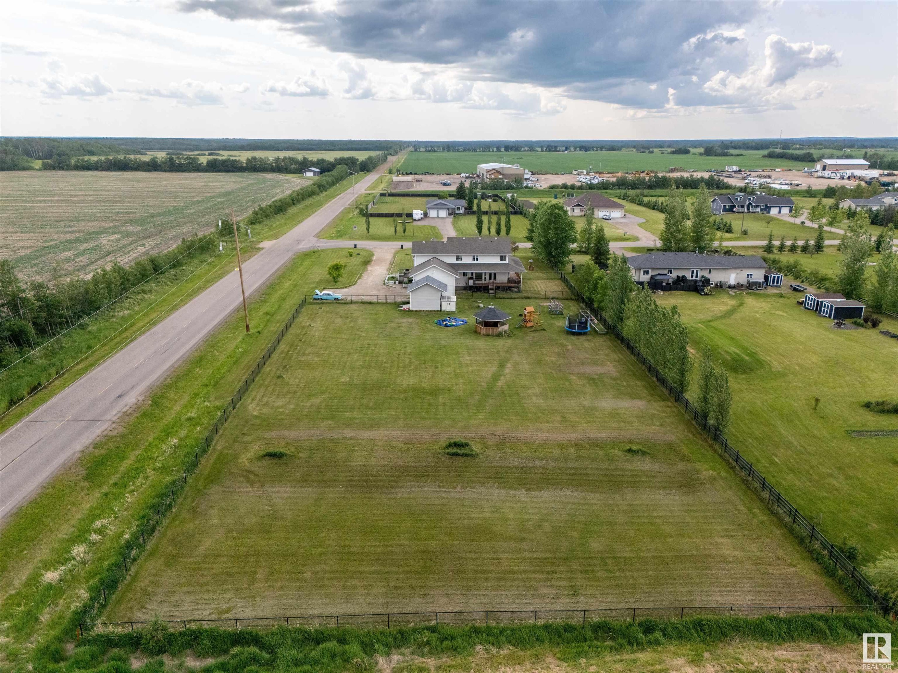 












#1 42310 Twp 632

,
Rural Bonnyville M.D.,




AB
T9M 1P2

