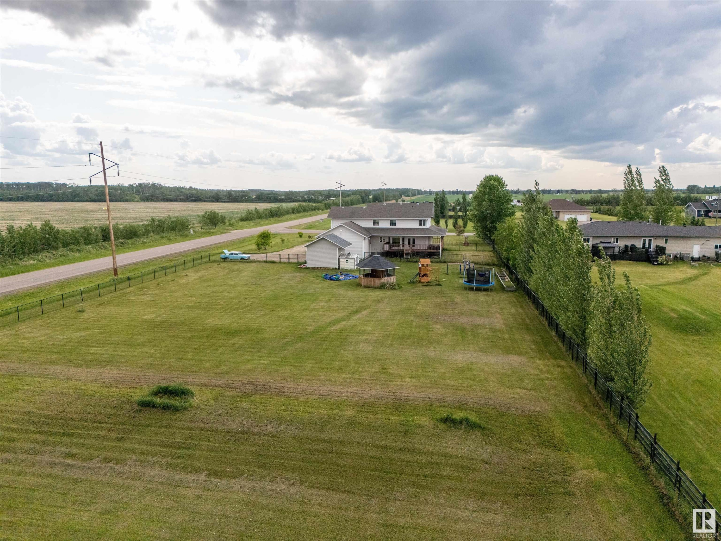 












#1 42310 Twp 632

,
Rural Bonnyville M.D.,




AB
T9M 1P2


