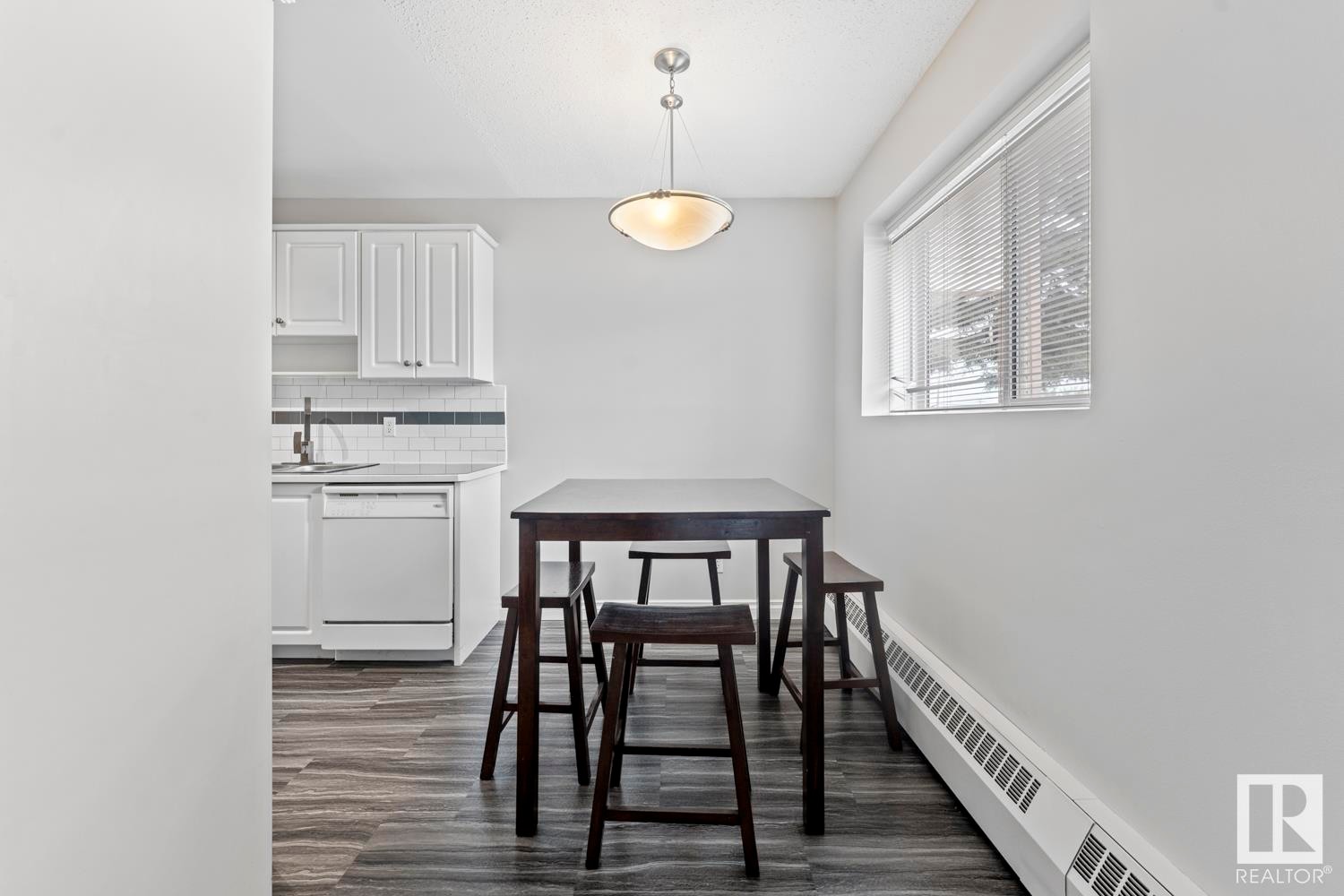 












103 911 10 Street

,
Cold Lake,




AB
T9M 1J8

