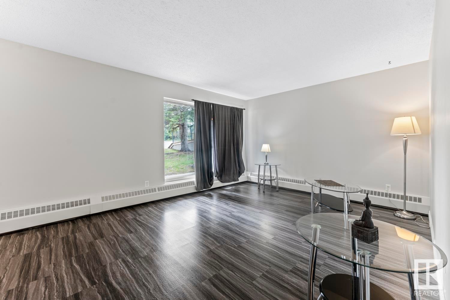 












103 911 10 Street

,
Cold Lake,




AB
T9M 1J8

