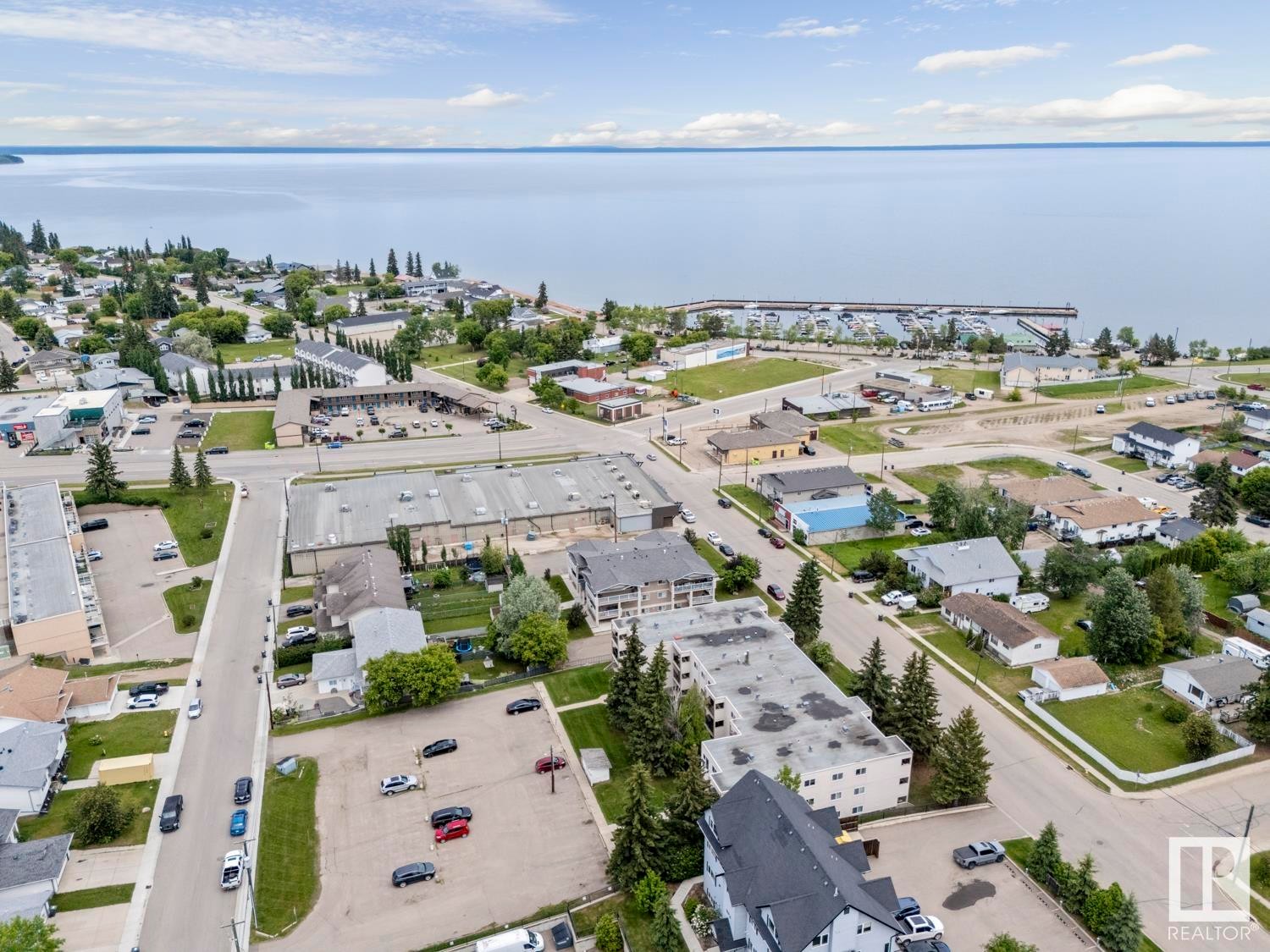 












103 911 10 Street

,
Cold Lake,




AB
T9M 1J8

