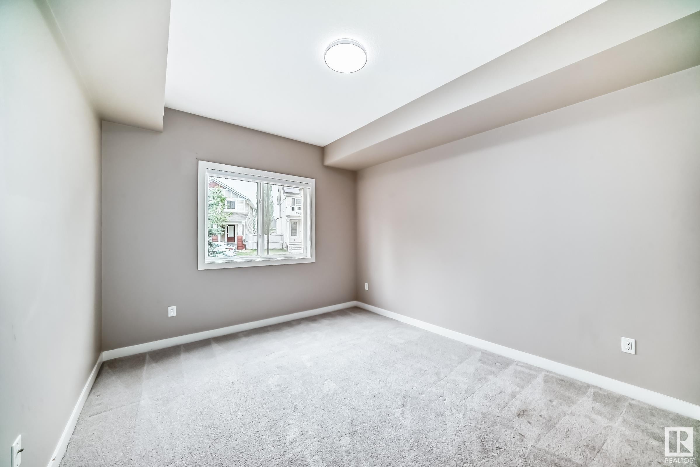 












134 560 GRIESBACH PARADE Parade

,
Edmonton,




AB
T5E 6X1

