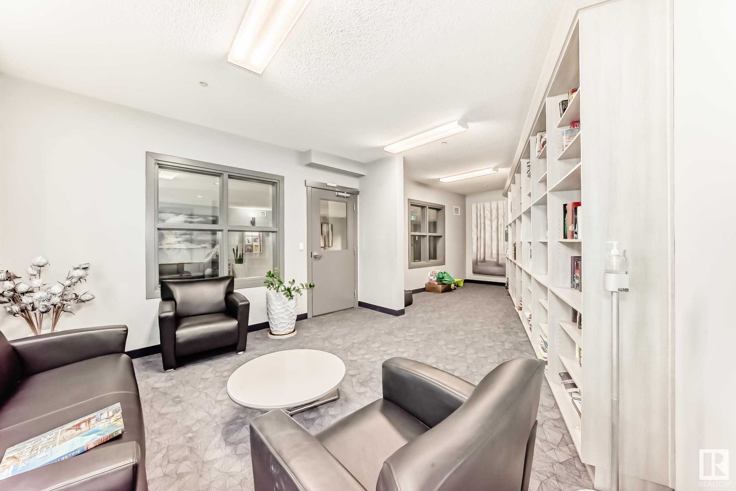 












134 560 GRIESBACH PARADE Parade

,
Edmonton,




AB
T5E 6X1


