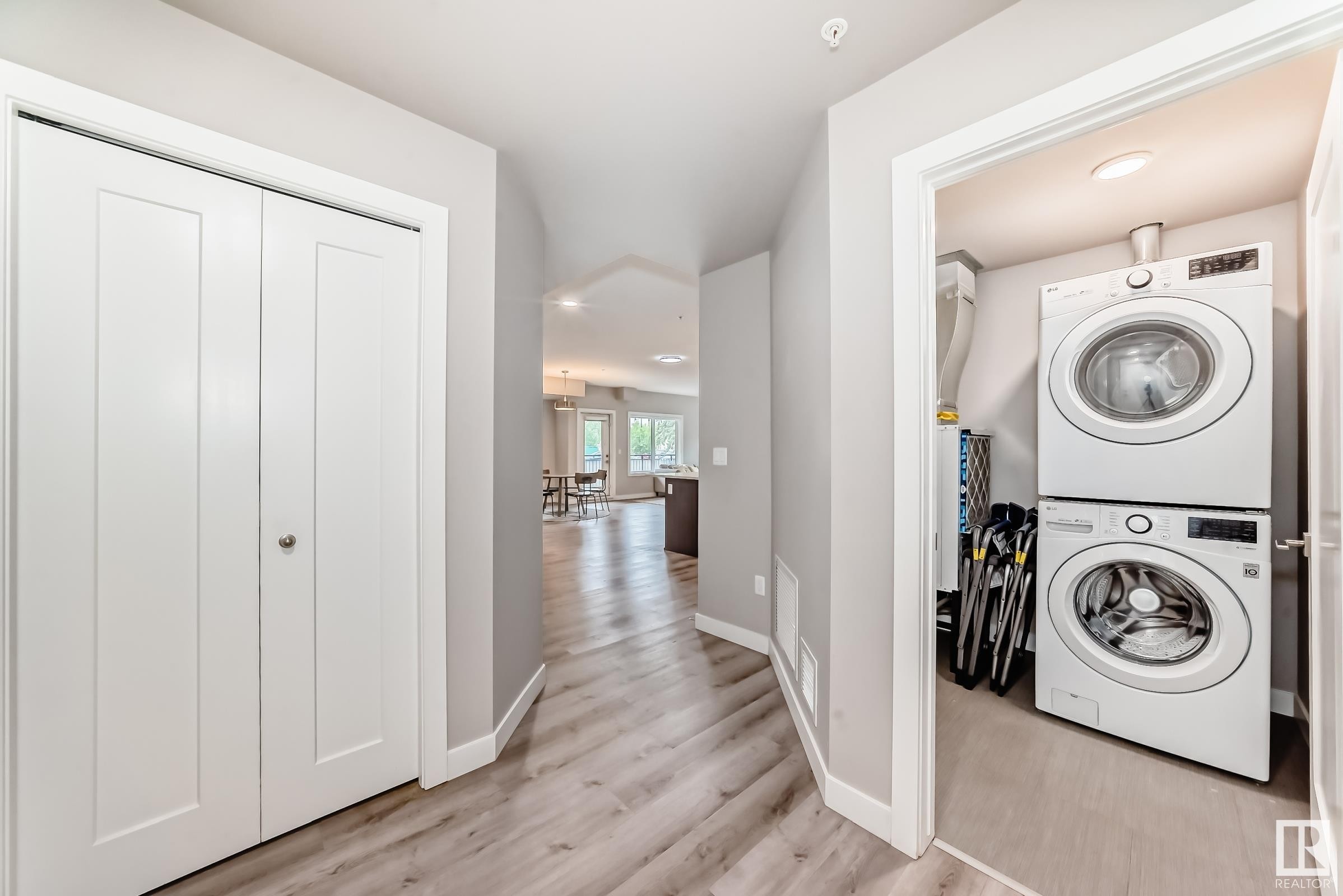 












134 560 GRIESBACH PARADE Parade

,
Edmonton,




AB
T5E 6X1

